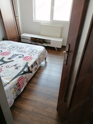 Vand apartament 4 camere Tg Jiu - imagine 4 Vand apartament 4 camere Tg Jiu - imagine 4