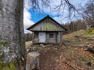 24 Ha - 240.000 mp, TEREN CU PEISAJ PANORAMIC SPECTACULOS in zona turistica montana BULZ - Bihor