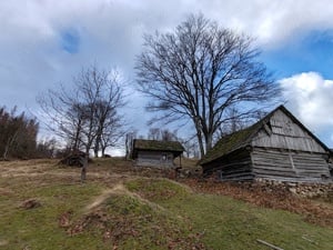 24 Ha - 240.000 mp, TEREN CU PEISAJ PANORAMIC SPECTACULOS in zona turistica montana BULZ - Bihor - imagine 17