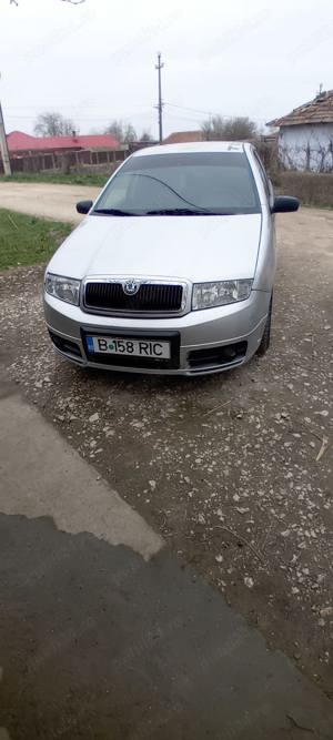 Vând skoda fabia 