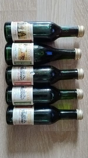 Sticluțe vin vechi de colecție