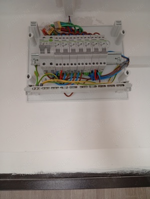 SRL executa lucrări construcții 