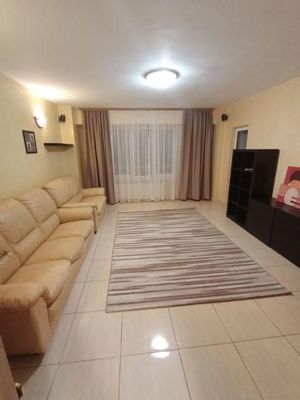 Inchiriez apartament 3 camere, zona Decebal - imagine 6