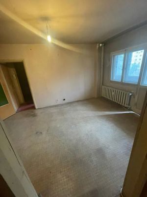 4 camere de vanzare stefan Cel Mare