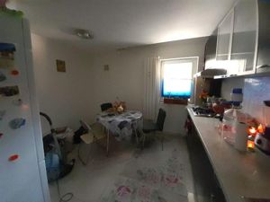 Vanzare Apartament 2 Camere intre Mall Vitan si Nerva Traian - imagine 5