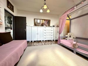 Apartament cu 2 camere, mobilat, centrala proprie, zona Kiriac - imagine 2