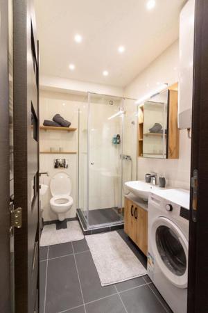 Garsoniera de inchiriat in zona Tractorul - imagine 2