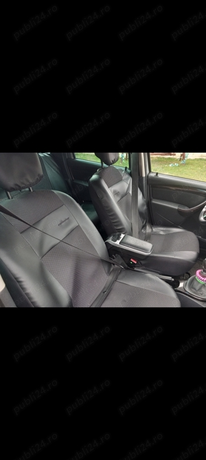 Dacia Duster 4x4  - imagine 7