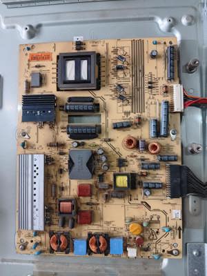 sursa 17pw07-2 de pe tv FInlux 32inch vestel