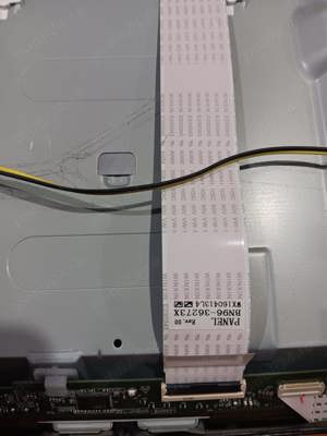 lvds bn96-36273x de pe tv Samsung ue40j5200 - imagine 2