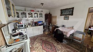 Casa de vanzare, cu 4 camere, 120 mp, teren de 700 mp, zona centrala  - imagine 16