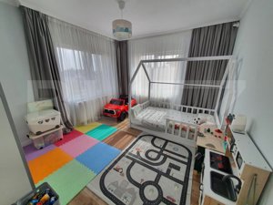 Casa la cheie cu 2 unitati locative, 180 mp, teren 550 mp plat, dambul rotund - imagine 13