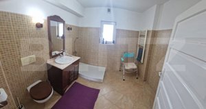 Casa la cheie cu 2 unitati locative, 180 mp, teren 550 mp plat, dambul rotund - imagine 7