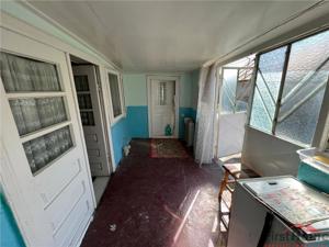 Casa batraneasca + teren 1881 mp de vanzare in Sat Milcovul - imagine 14