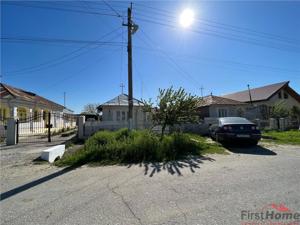 Casa batraneasca + teren 1881 mp de vanzare in Sat Milcovul - imagine 3