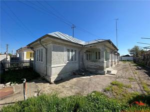 Casa batraneasca + teren 1881 mp de vanzare in Sat Milcovul - imagine 5