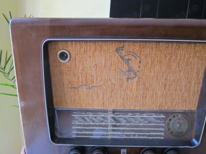 Aparat de radio in stare de fuctionare - imagine 2