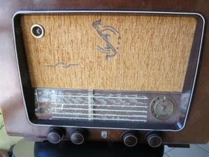 Aparat de radio in stare de fuctionare - imagine 10