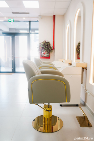 Posturi disponibile Coafeza  , Hairstyling , Frizer , Make up ,Extensii par  - imagine 4