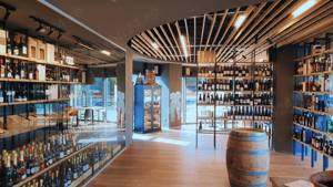 ***INdiVINO The Wine Store (Pipera) angajeaza consilier vanzari casier(a) Salariul net 4200-4500 LEI