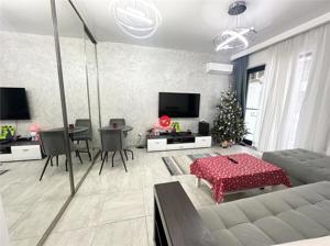 Apartament 2 Camere Mobilat-Utilat Premium, Prima Linie la Mare, Mamaia Nord - imagine 2