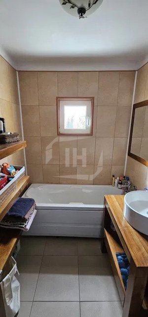 Apartament  2 camere, decomandat, zona Spital Recuperare - imagine 5