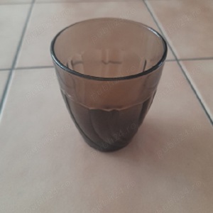 Set 6 pahare si 6 cesti de cafea cu farfurtiute fumurii noi termorezistente Duralex  - imagine 3