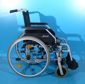 Scaun cu rotile din aluminiu Drive   latime sezut 42 cm - imagine 3