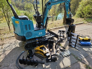 Mini excavator 1T + 9 accesorii - imagine 7