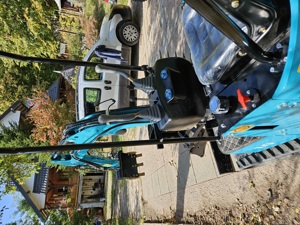 Mini excavator 1T + 9 accesorii - imagine 8