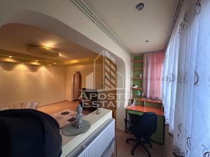 Apartament cu doua camere ,centrala proprie ,AC , in zona Lipovei - imagine 4