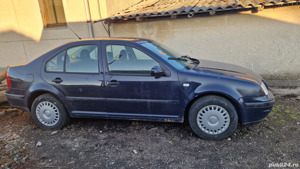 Vând Volkswagen Bora pentru piese de schimb  - imagine 2 Vând Volkswagen Bora pentru piese de schimb  - imagine 2