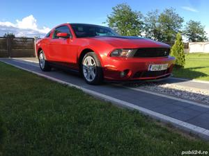 2010 Ford Mustang 4000cmc benzina
