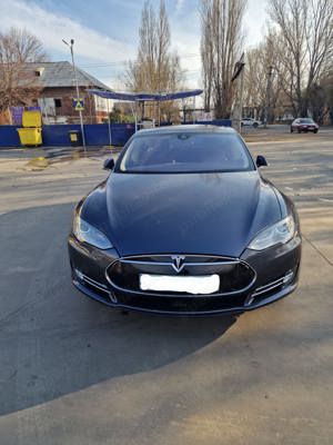 Tesla S85 2014 garantie, eventual schimb cu imobiliare ploiesti sau imprejurimi cu diferenta corecta - imagine 5
