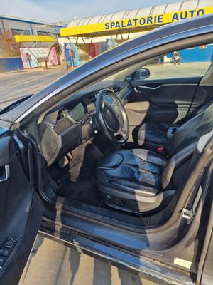 Tesla S85 2014 garantie, eventual schimb cu imobiliare ploiesti sau imprejurimi cu diferenta corecta - imagine 8