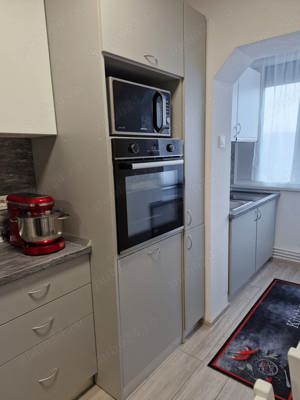 Apartament 2 camere, zona Calea Aradului Direct de la proprietar! PRIMA INCHIRIERE! Negociabil!  - imagine 3