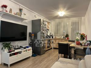 Apartament 3 camere, centrala proprie, loc de parcare, Torontalului