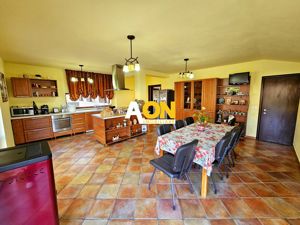 Casa 6 camere, mobilata, utilata, 1700 mp teren, langa padure - imagine 12