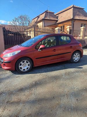 Peugeot 207 14 hdi 2008 - imagine 2