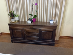 Societate comerciala angajeaza vopsitor mobilier lemn masiv