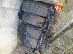 Cauciucuri la mina a doua cu genti - imagine 2