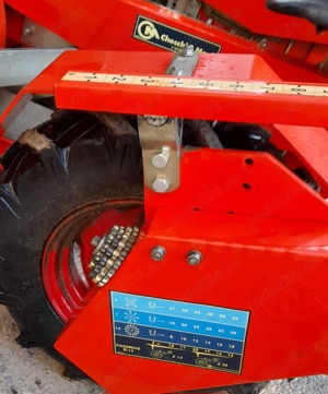 Plantator mecanic - imagine 2