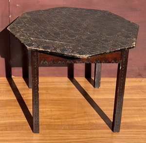Masuta Vintage din lemn masiv Stil Brancovenesc; Masa rustica