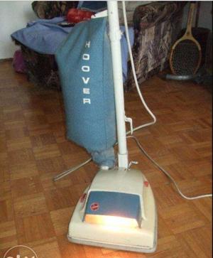 Aspirator vintage Hoover cu sac 
