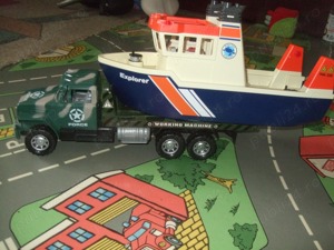 Camion armata USA transport barcă