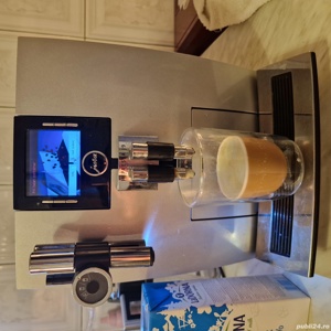 Expresor de cafea automat Jura Impressa J9.3