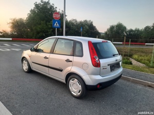 Ford Fiesta 1.3 benzina, an fab.2006, euro 4 - imagine 2