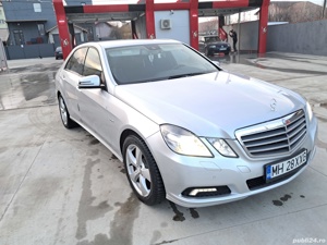 Mercedes Benz  E 220