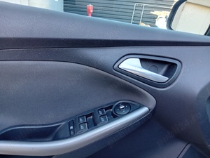 Ford Focus 1.6 TDCI - 116 Cp - EURO 5 - Face-Lift - Navigatie ! - imagine 9