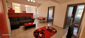 Inchiriez apartament 3 camere zona Piata Nicolina